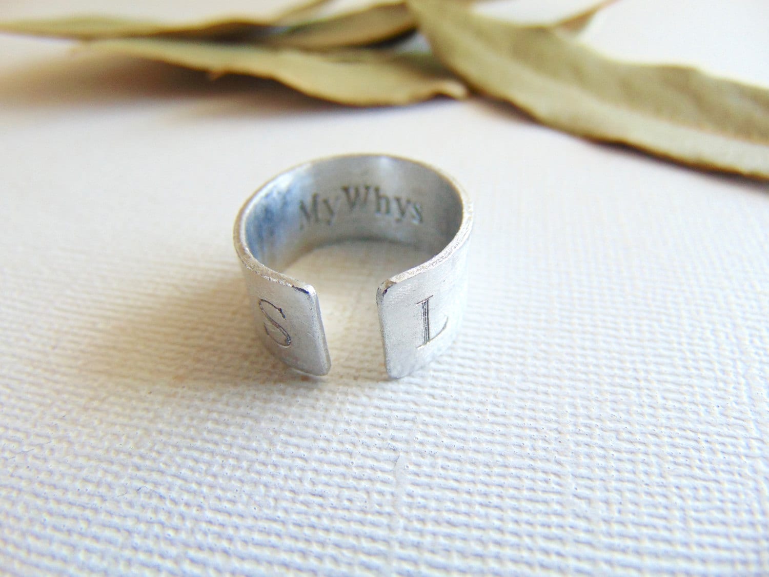 Initial Ring, Benutzerdefinierte Namen Verstellbare Ring Personalisiert Gestempelt Spirituelle & Inspirational Zitat Schmuck Initial Ring, Benutzerdefinierte Namen Verstellbare Ring Personalisiert Gestempelt Spirituelle & Inspirational Zitat Schmuck von MyWhys
