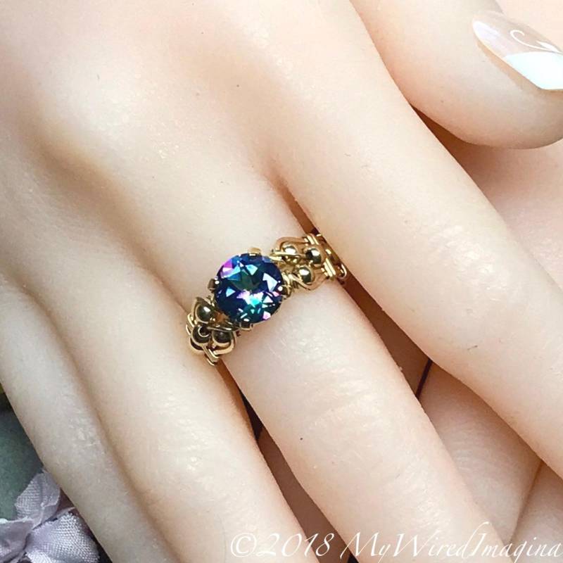 Handgemachter Mystic Topas Ring, Echtes Peacock Blue, Einzigartige Verlobung Handgemachter Mystic Topas Ring, Echtes Peacock Blue, Einzigartige Verlobung von MyWiredImagination
