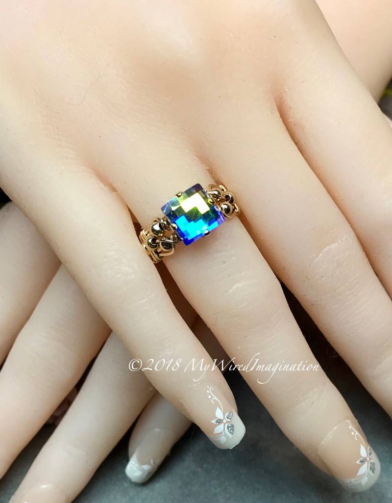 Swarovski Checkerboard Cut Crystal Ab Ring, Vintage Kristallring, Super Sparkling Ring von MyWiredImagination