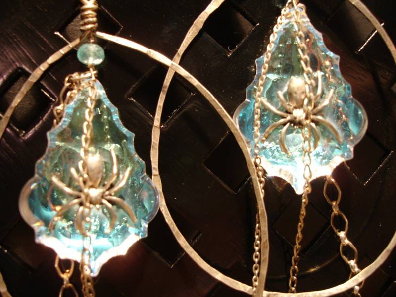 Arachno-Bling Ohrringe von MyaLuiseDesigns