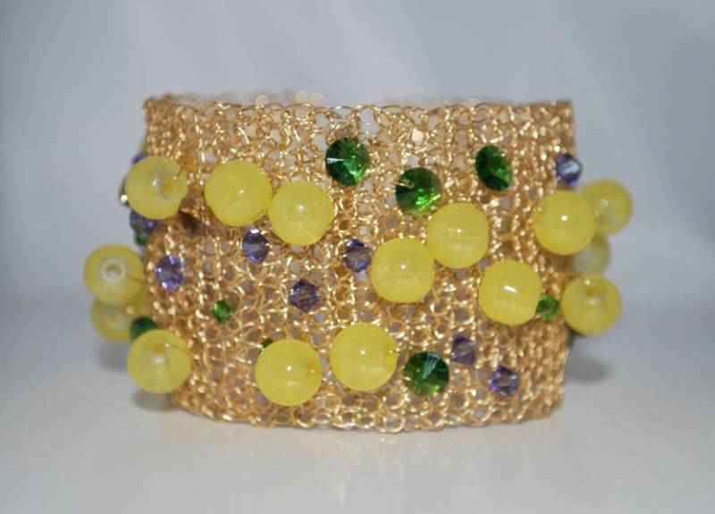 Gehäkelte Draht Perlen Manschette Armband, Häkeldraht Kristall Golddraht Mit Gelben Glasperlen, Schmuck von MyasCreations
