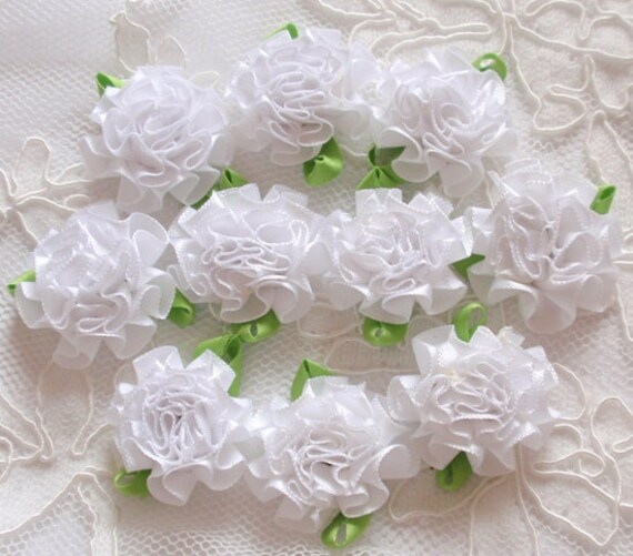 10 Handgemachte Blumen Mit Blättern | 1-1/4 Zoll in Weiß My-296 -01 Versandfertig von Mydesign63