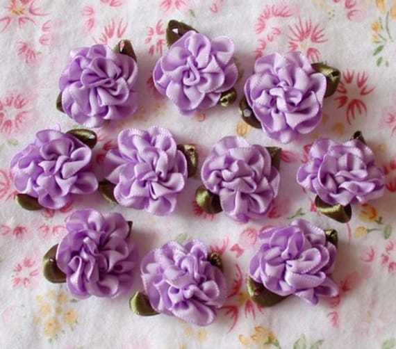 10 Handgemachte Blumen Mit Blättern | 1 Zoll, Blatt 1-1/4 in Orchidee My-029 - 81 Versandfertig von Mydesign63