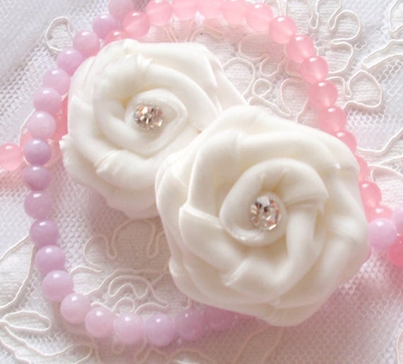 2 Handgemachte Samt Rose Mit Strass | 2-1/4 Zoll in Weiß Mehr Farbe Zur Auswahl My-320-02 Versandfertig 2 Handgemachte Samt Rose Mit Strass | 2-1/4 Zoll in Weiß Mehr Farbe Zur Auswahl My-320-02 Versandfertig von Mydesign63