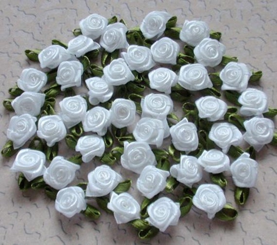 20 Mini Handgemachte Ribbon Rosen | 1/2 Zoll in Weiß My-021 - 04Ready To Ship 20 Mini Handgemachte Ribbon Rosen | 1/2 Zoll in Weiß My-021 - 04Ready To Ship von Mydesign63