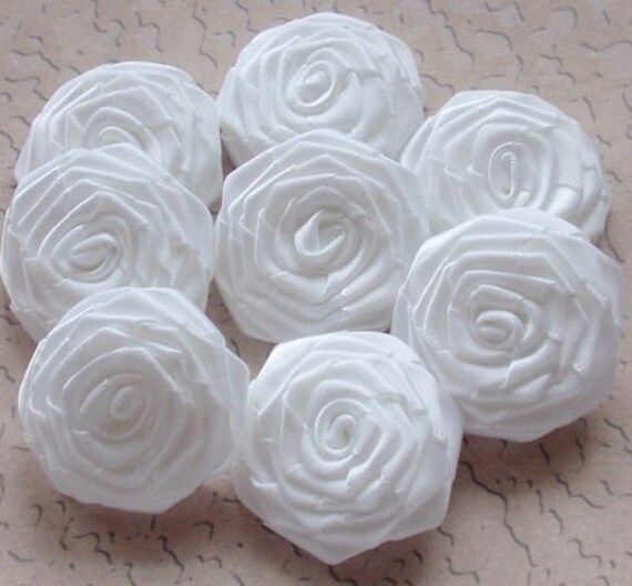 8 Handgemachte Bändchen Rosen | 1-1/2 Zoll in Weiß Und Haben Über 150 Farben Zur Auswahl My-028-05 Versandfertig von Mydesign63