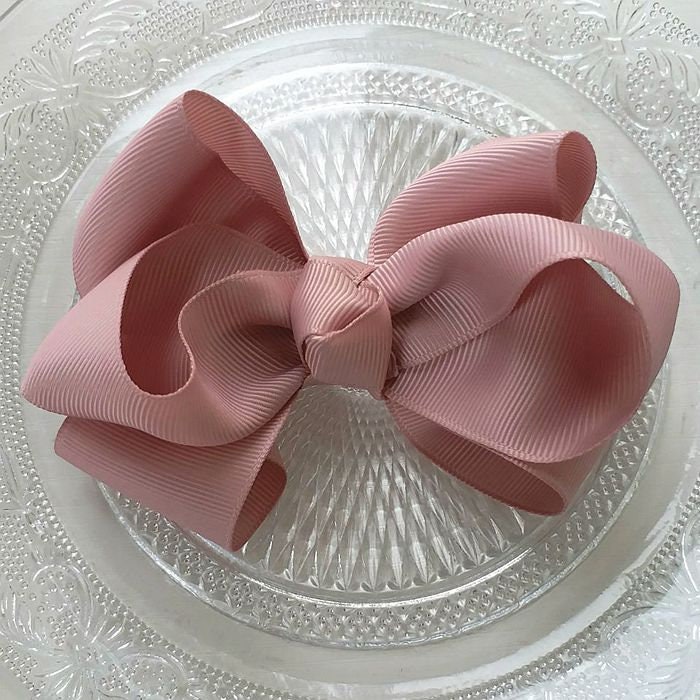 Handgemachte Grosgrain Schleife in Cameo Mehr Farben Zur Auswahl | 4x3 Zoll My-783-08 Versandfertig Handgemachte Grosgrain Schleife in Cameo Mehr Farben Zur Auswahl | 4x3 Zoll My-783-08 Versandfertig von Mydesign63