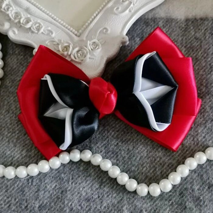 Handgemachte Satinband Schleife in Schwarz Rot Und Weiß Über 150 Farben Zur Auswahl | 5x3 Zoll My-831-02 Versandfertig von Mydesign63