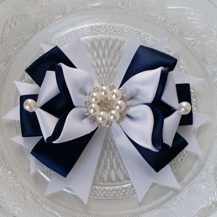 Handgemachte Satinbandschleife Mit Perle Und Strass | 5x4, 5 Zoll My-772-02 Versandfertig von Mydesign63