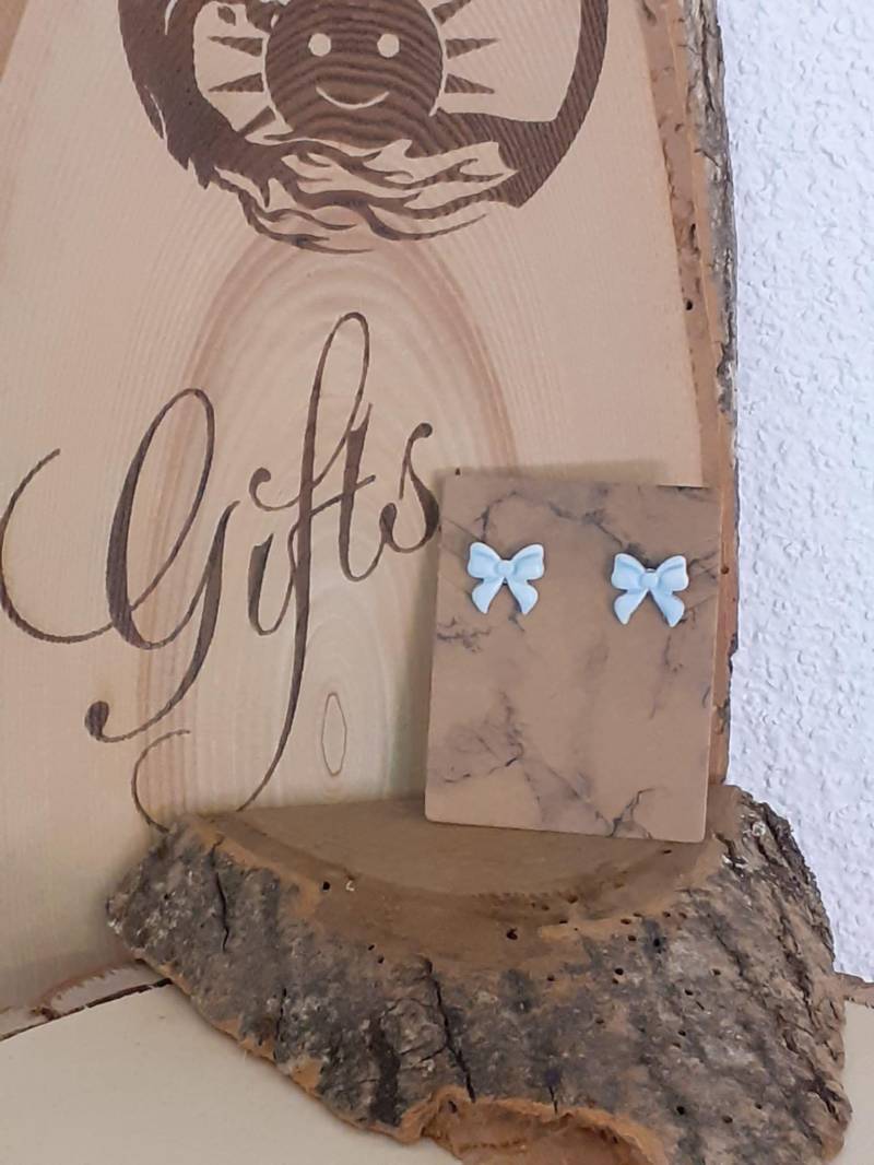 Schleifen Ohrstecker Aus Fimo - Handgemachter Ohrschmuck Bow Stud Earrings Niedliche Geschenkidee Für Frauen & Mädchen Schleifen Ohrstecker Aus Fimo - Handgemachter Ohrschmuck Bow Stud Earrings Niedliche Geschenkidee Für Frauen & Mädchen von MygoodfeelingEtsy