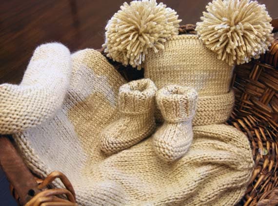 Kaktus, Mütze, Booties - Neugeborene von MylasKnitCorner