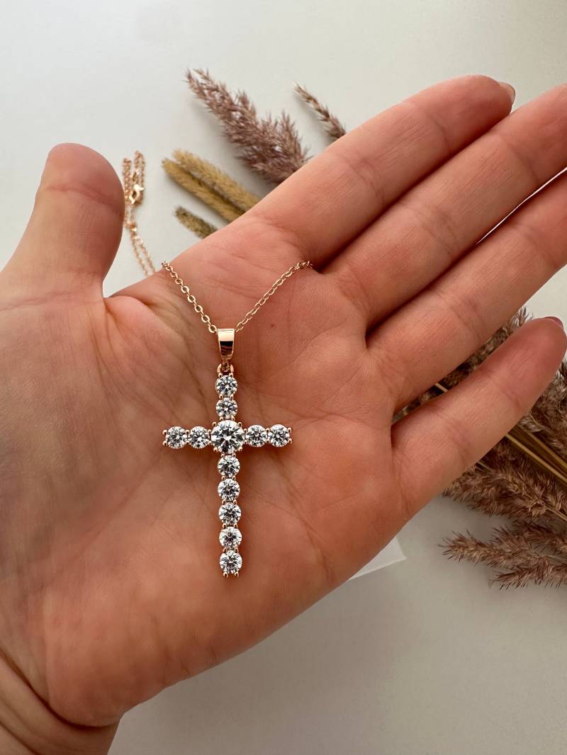 Diamant Kreuz Halskette | Zierliche Pave Taufgeschenk |Kreuz Schmuck, Kommunion Halsketten |Gift Diamant Kreuz Halskette | Zierliche Pave Taufgeschenk |Kreuz Schmuck, Kommunion Halsketten |Gift von MylaurelAccessories