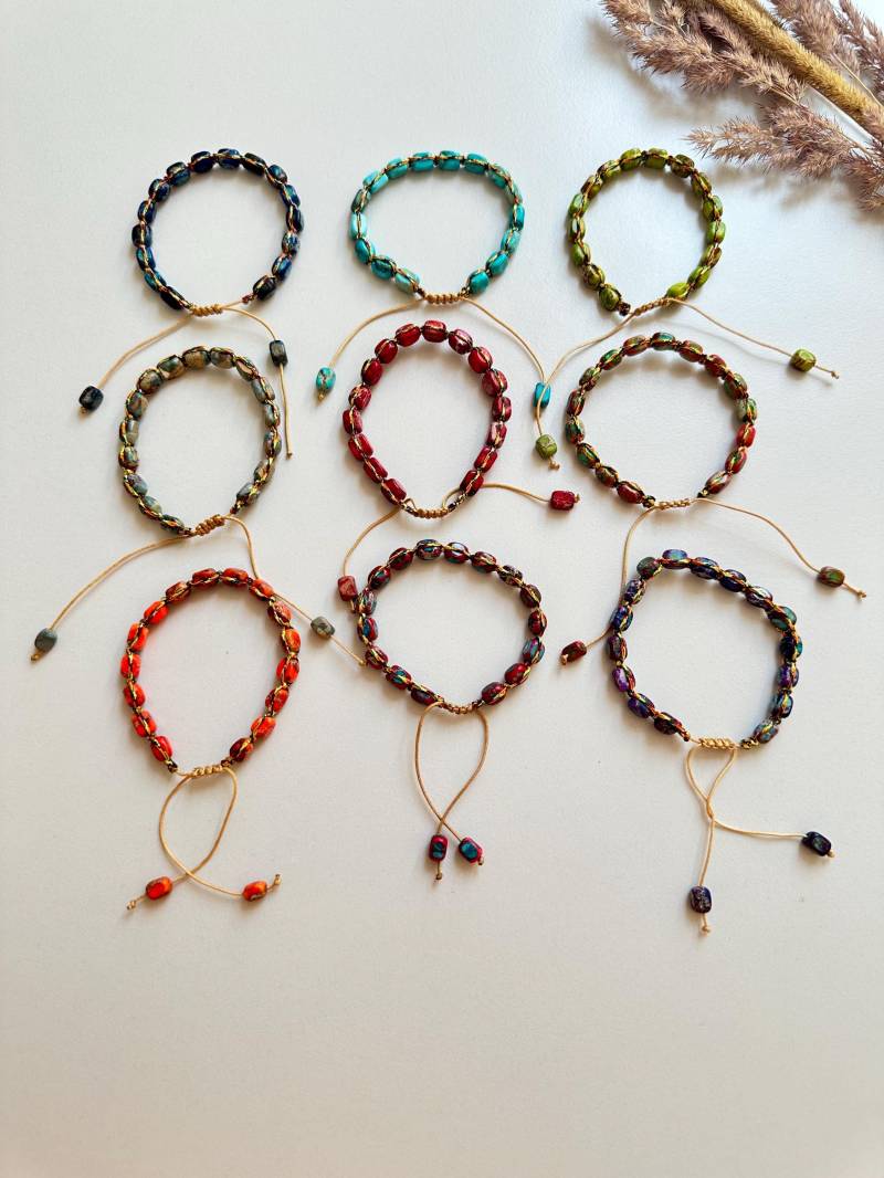 Handgemachtes Kristall Armband - Buntes Boho Schmuck Verstellbares Naturstein Sommerliches Accessoire Handgemachtes Kristall Armband - Buntes Boho Schmuck Verstellbares Naturstein Sommerliches Accessoire von MylaurelAccessories