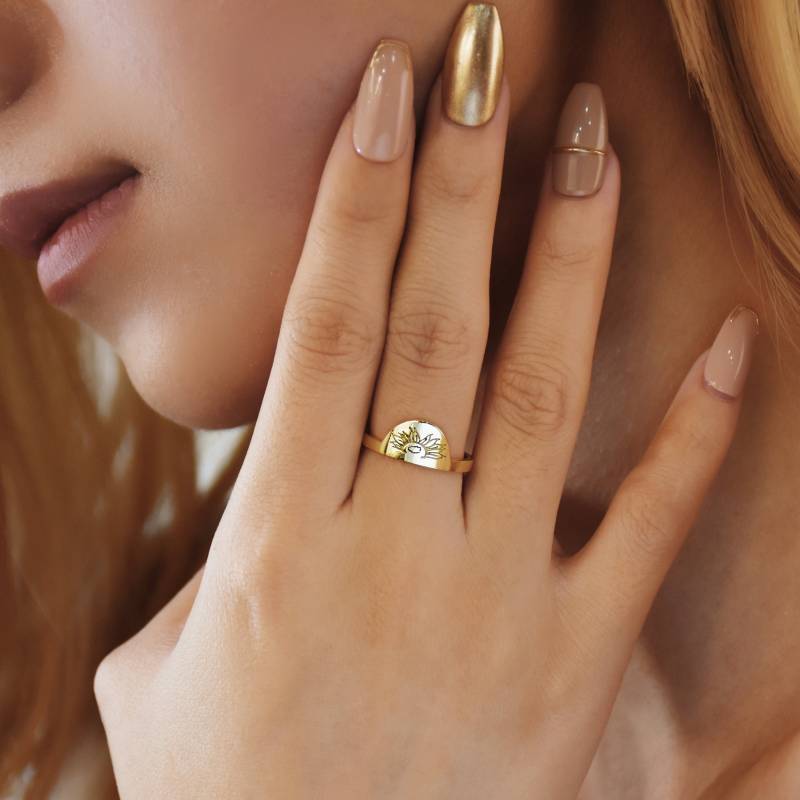 Personalisierter Sonnenblumenring Blumenring Geburtsblumenring Benutzerdefinierter Zierlicher Ring Mutterring Statement von Myluckideas