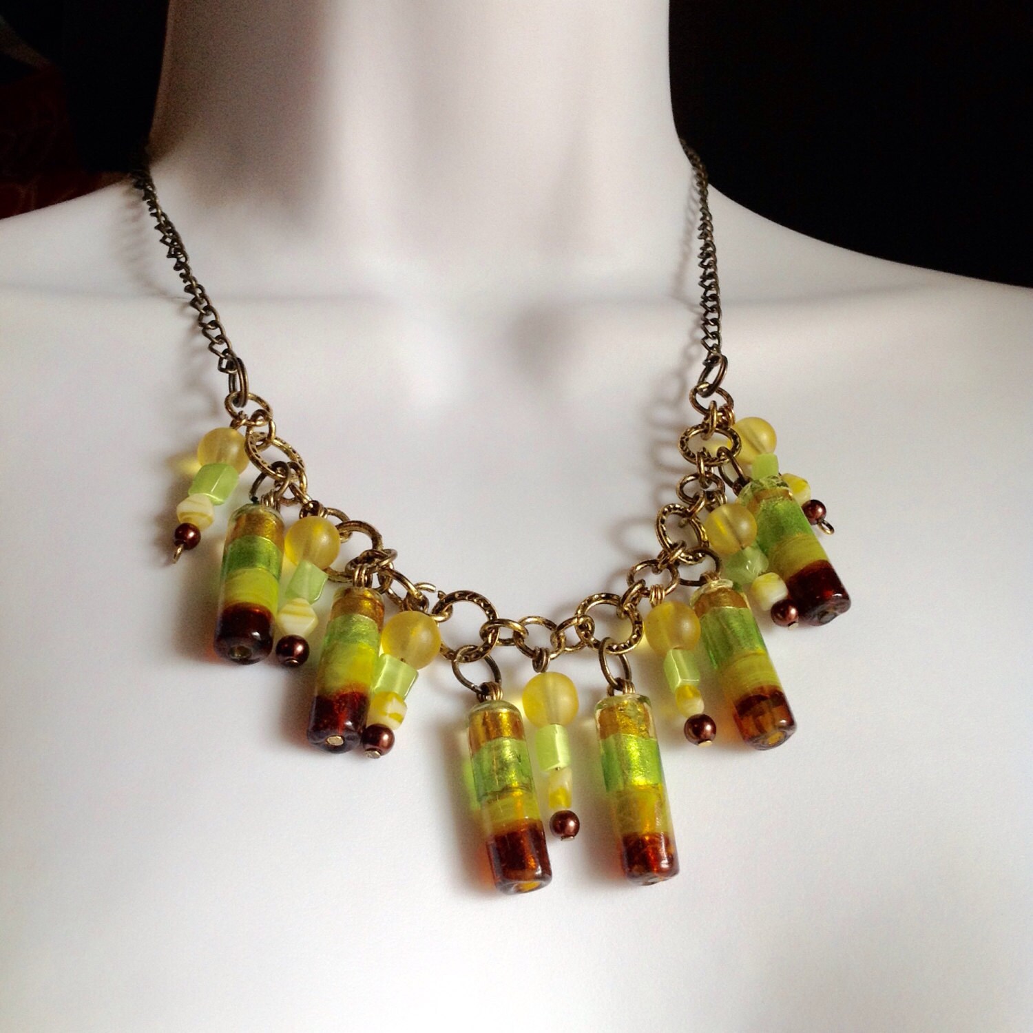 Grüne Statement Kette // Grün Und Braun Bab Fransen-Halskette Ombre Herbst-Halskette Grüne Statement Kette // Grün Und Braun Bab Fransen-Halskette Ombre Herbst-Halskette von MynisaUnique