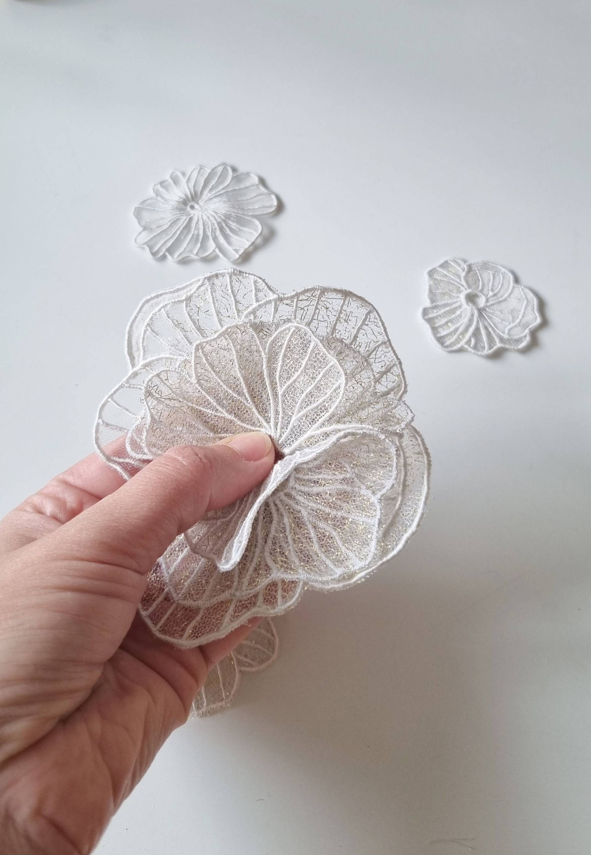 Couture Handmade Blumenmotifs Für Applicationen Zum Aufnähen Hochzeitskleider, Spitzenblätter von MyooHauteCouture