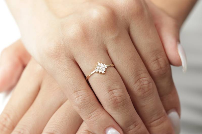 10K/14K 18K Gold Baguette Diamant Ehering Solid Verlobungsring Handgefertigter Minimaler Ring Bestes Muttertagsgeschenk Weihnachtsgeschenk von MyraFineJewelry