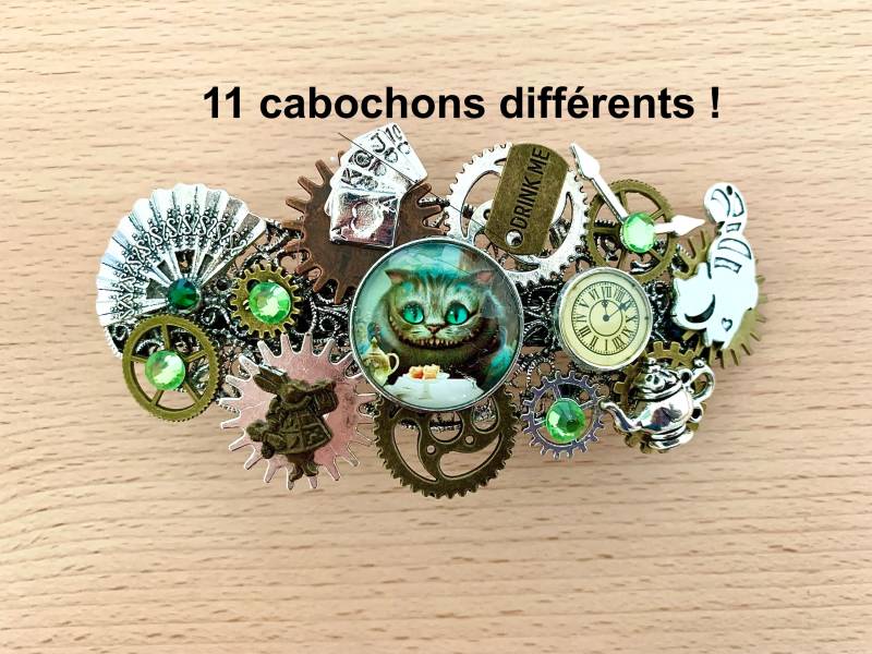 steampunk-Haarspange „Alice Im Wunderland" Mit Metallzahnrädern, Anhängern Und Swarovski-strasssteinen steampunk-Haarspange „Alice Im Wunderland" Mit Metallzahnrädern, Anhängern Und Swarovski-strasssteinen von Myriambijoux