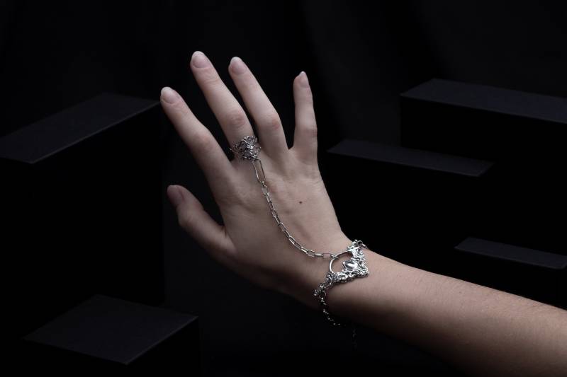 Fee Armband Ring Kette "R-07" Bauchtanz Schmuck, Vampir Schmuck Hexe Hand Wicca Juwelen von MyrilJewels