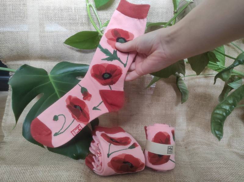 Designer Socken - Mohnblumen von MyrithArt