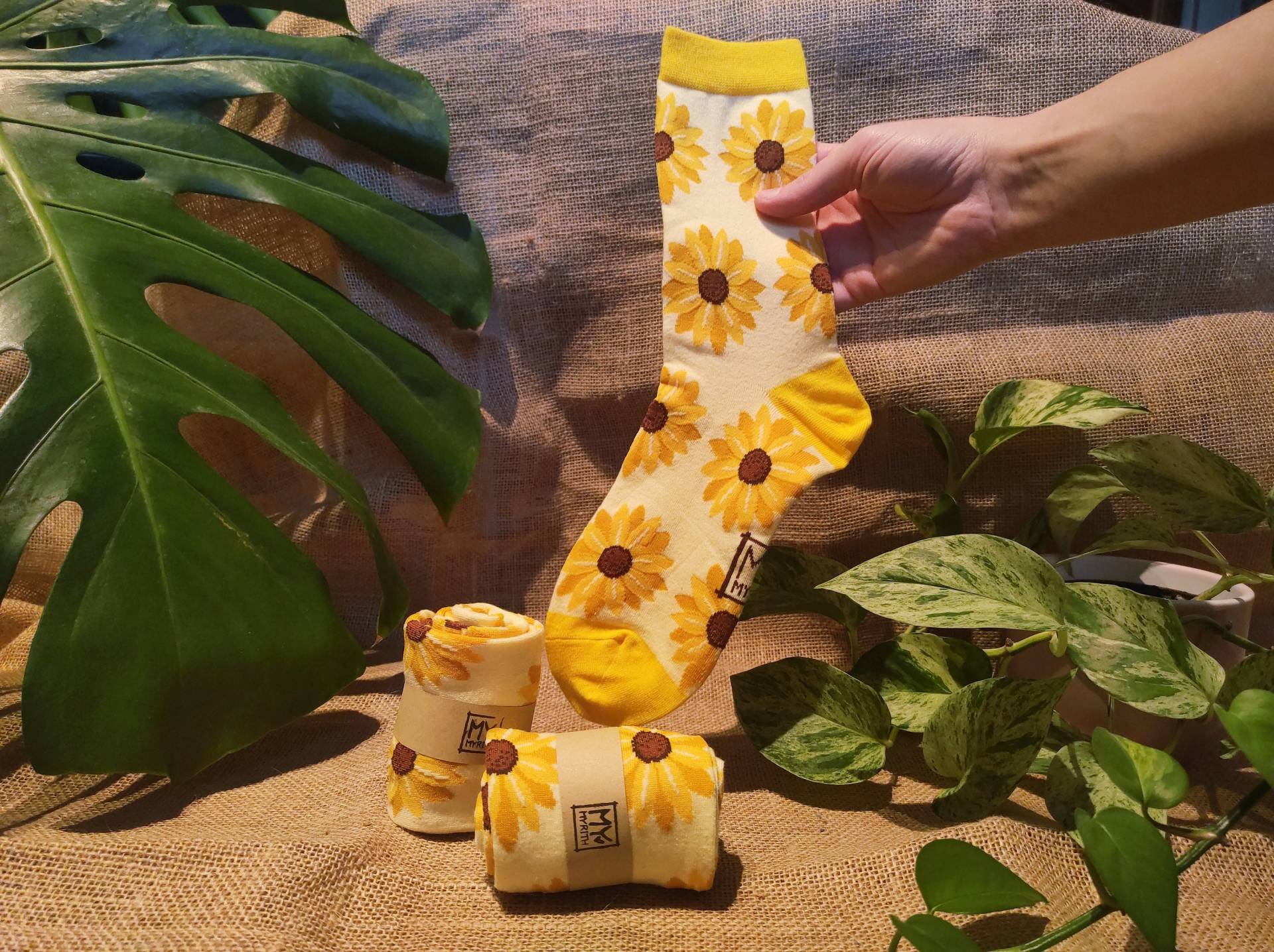 Sonnenblumen Socken von MyrithArt