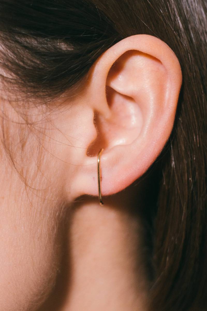 14 Karat Solid Gold Ohr Manschette Ohrringe - Ohrhänger Line Ohrstecker Bar Ohrmanschette Winzige Goldbarren von MyrrhJewelry