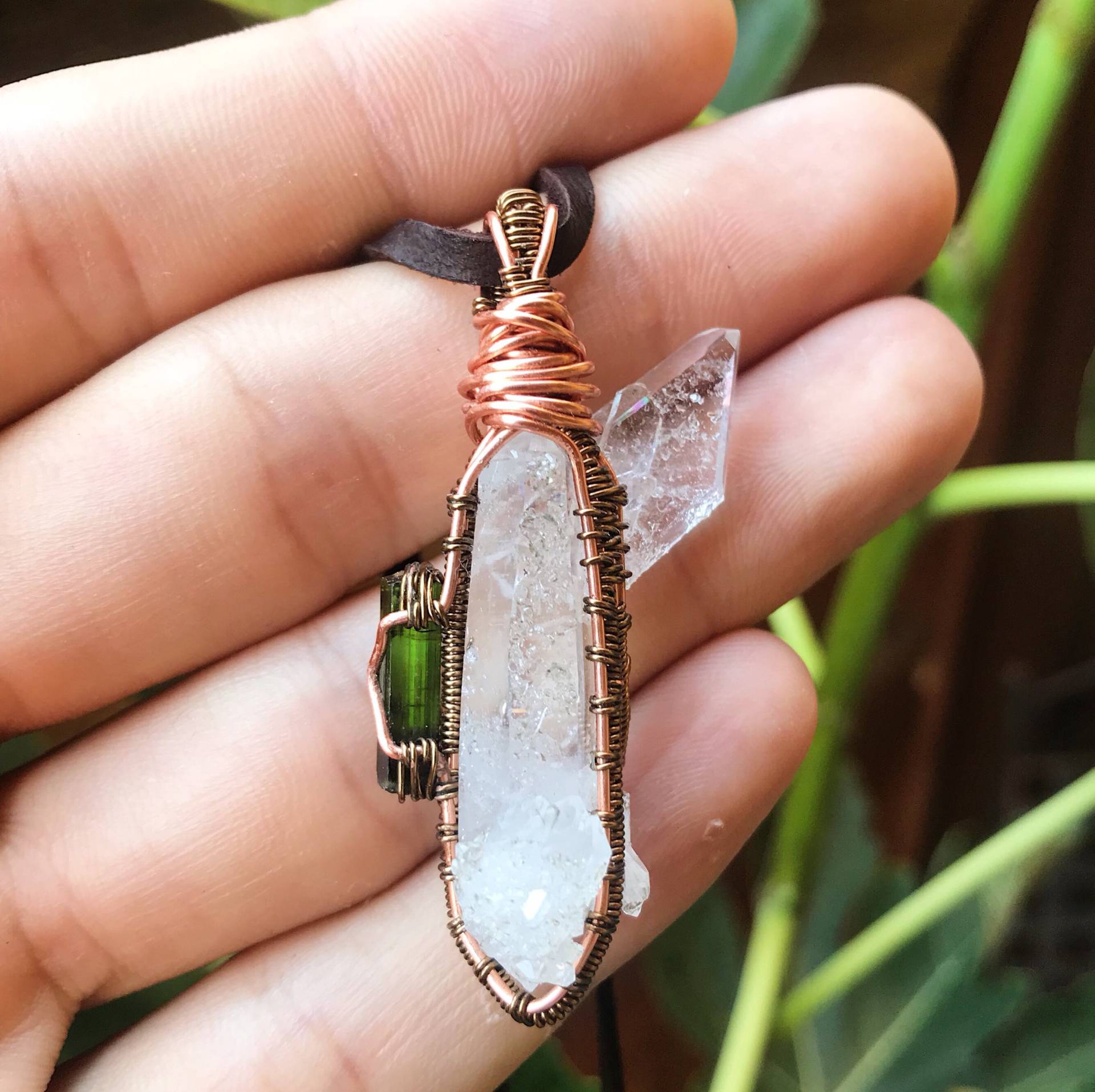 Rocketfuel - Super Quartz Und Minas Gerais Mini Grüner Turmalin Anhänger, Kupfer Gewickelt Draht Schmuck Klar Doppelterminiert Regenbogen Rocketfuel - Super Quartz Und Minas Gerais Mini Grüner Turmalin Anhänger, Kupfer Gewickelt Draht Schmuck Klar Doppelterminiert Regenbogen von MystTech