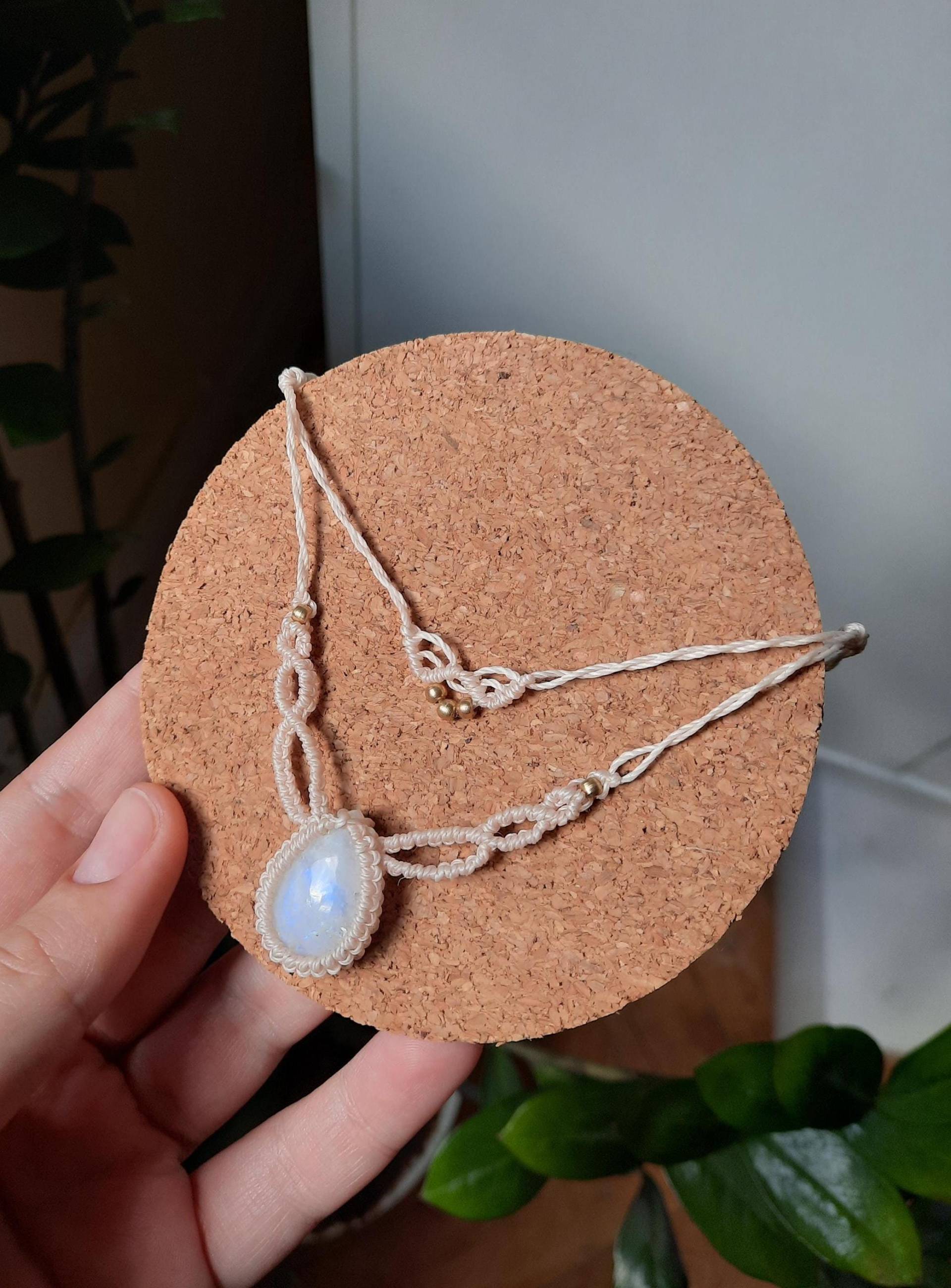 Mondstein Makramee Kette Mit Messingperlen, Edelsteinschmuck von MysticGemJewelryy