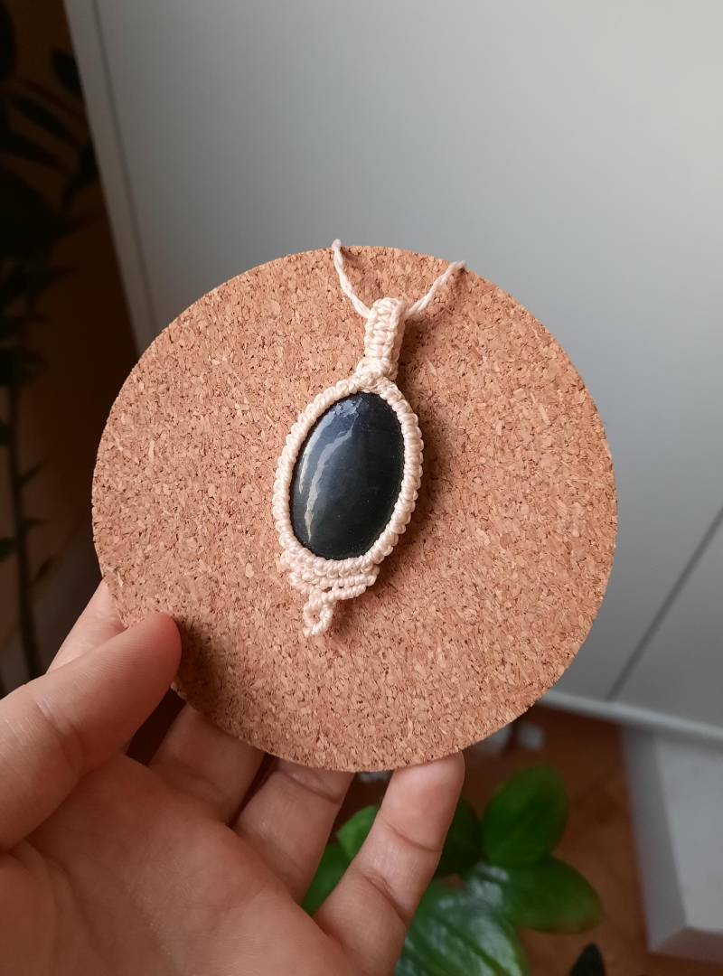 Serpentin Jade Makramee Kette, Edelsteinschmuck, Spiritueller Schmuck Serpentin Jade Makramee Kette, Edelsteinschmuck, Spiritueller Schmuck von MysticGemJewelryy