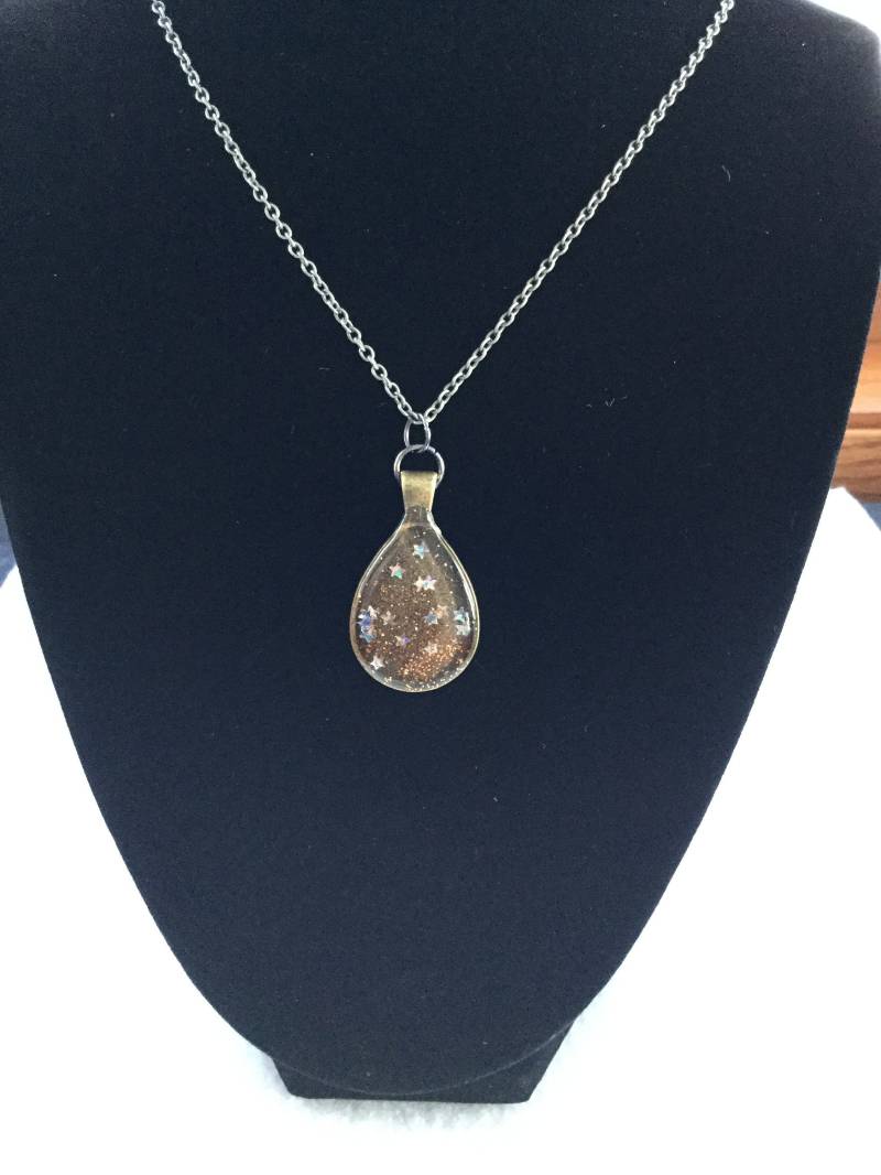 Kupfer Glitzer Mit Silbernen Sternen Teardrop Halskette Schmuck von MysticMerchantGifts