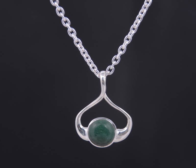 Verkauf Malachit Halskette Anhänger Grüne Silber Schmuck Stein Sterling Weihnachtsgeschenk von MystiqueBelle