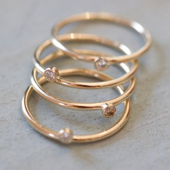 14K Gold-Und Diamantene Stapel-Ringe von MythosLaJolla