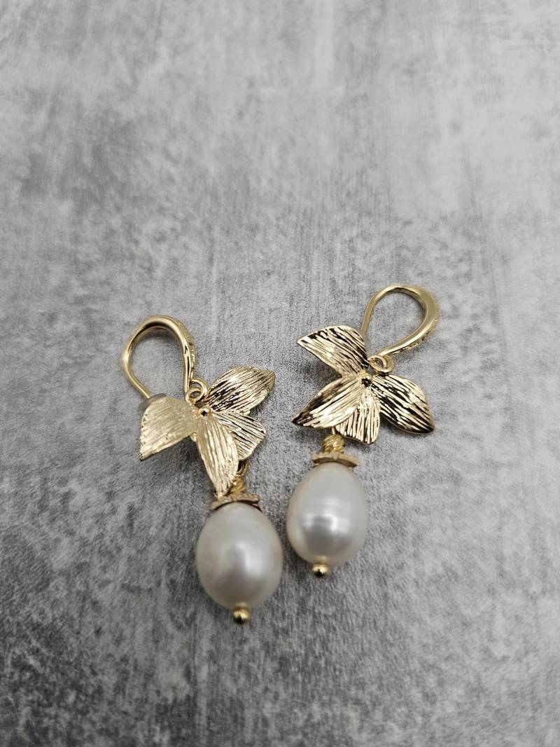 Orchideen Blatt Süßwasserperle Ohrringe 18 Karat Vergoldet Handgefertigt Hohe Qualität Schmuck Trendschmuck Hochzeit Braut Geschenk von MytreasuresDE