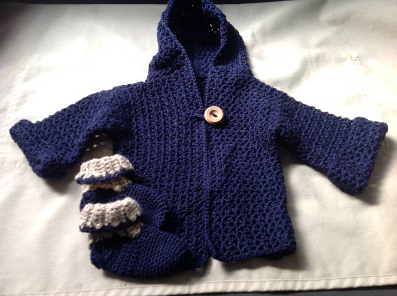 Baby Kapuzenpullover Mit Booties in Blau - By Mwc von Mywaycrochet