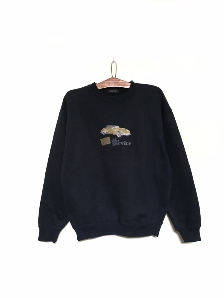 Selten Auto Zu Ihren Diensten Klee Taube Big Logo Stickerei Rundhals Sweatshirt Pullover Spellout Vintage Racing Car/Größe Medium von MzClothingShop