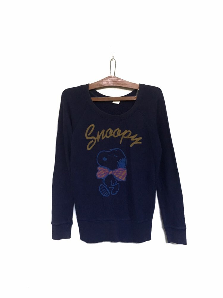 Selten Snoopy Peanuts Cartoon Flying Ace Charlie Brown Big Logo Rundhalsausschnitt Sweatshirt Pullover Spellout/Größe Small von MzClothingShop