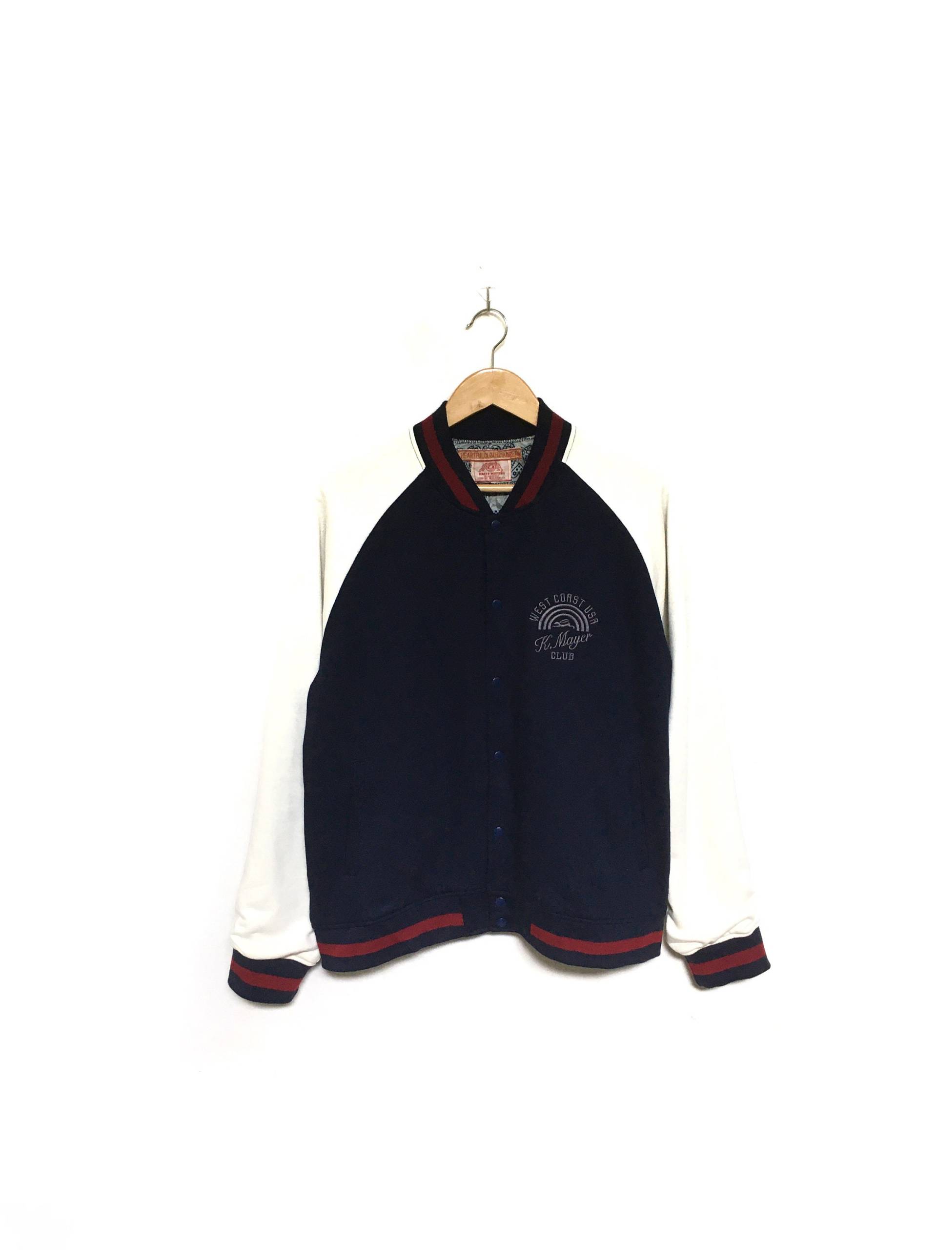 Selten West Coast Usa Kriff Mayer Big Logo Stickerei Varsity Jacken Button Pullover Vintage/Größe X Large von MzClothingShop