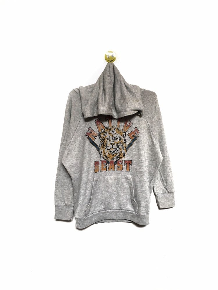 Vintage Rare Browny Japan Native Beast Big Logo Crewneck Sweatshirt Hoodies/Größe Medium von MzClothingShop