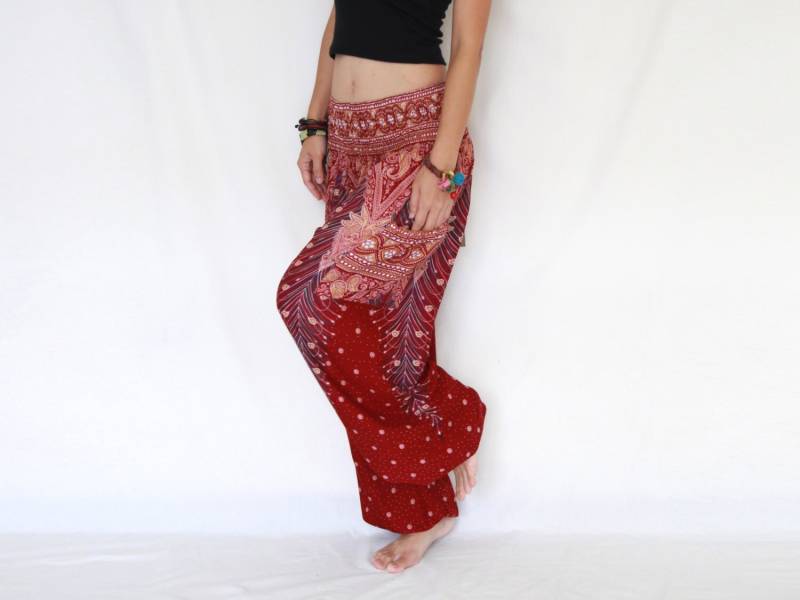 Rote Pfauenfeder Haremshose/Boho Yoga Hose Mit Taschen - Ppnt004 von NAAMJai