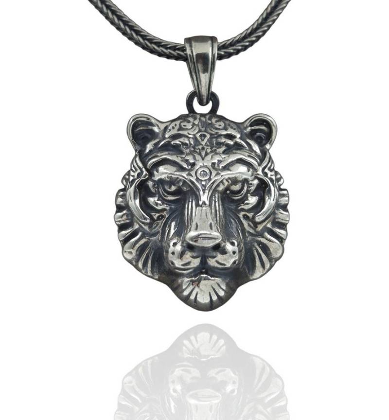 NAHLE Kette mit Anhänger Silber Tiger mit Silber Fuchsschwanz Kette 55cm 65cm (2-tlg., inkl. Schmuckbox), 925 Silber Fuchsschwanzkette 55cm oder 65cm Länge auswählbar von NAHLE