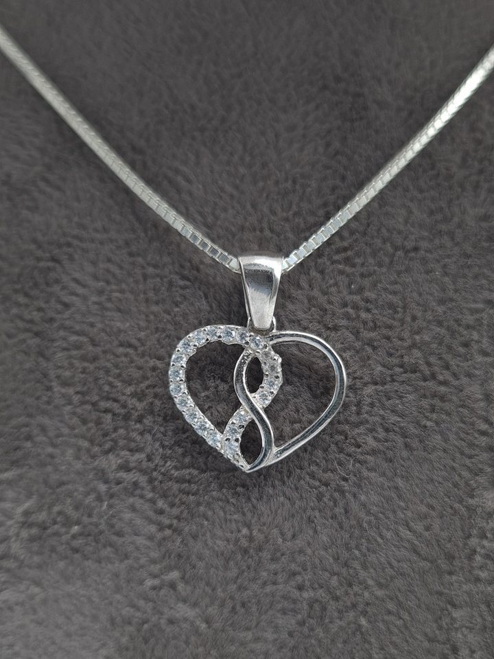 NAHLE Kette mit Anhänger Silberkette Herz Damen Halskette (inklusive Schmuckbox), 925 Silber von NAHLE