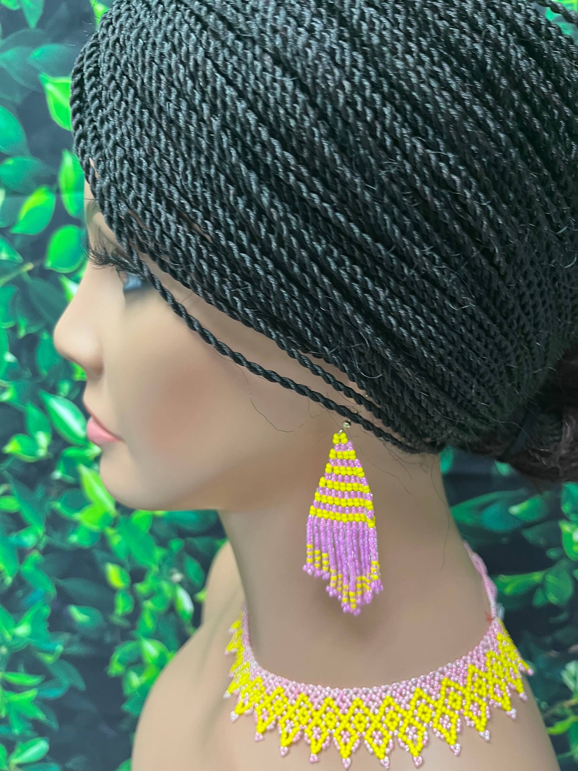 Eine Wunderschöne Kleidsame Kette. Frauen-Mix-Halskette. Schönes Kleidungsaccessoire. Perfektes Geschenk Für Sie. Mama. Verschenken Eine Wunderschöne Kleidsame Kette. Frauen-Mix-Halskette. Schönes Kleidungsaccessoire. Perfektes Geschenk Für Sie. Mama. Verschenken von NAISTUMITYUJEWELRY