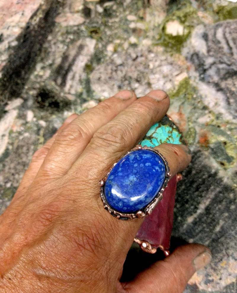 Blaue Lapis Kupfer Manschette Ring Blaue Lapis Kupfer Manschette Ring von NAKOBI