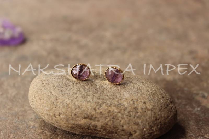 Amethyst Hydro Quartz 10x12mm Oval Facettiert 925 Sterling Silber Vergoldet Strukturierte Finish Ohrstecker von NAKSHATRAIMPEX