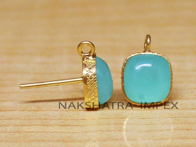 Aqua Hydro Quarz Kissen Glatt 925 Sterling Silber Vergoldet Textur Finish Ohrstecker Mit Schleife-Aqua Blau Edelstein Schmuck von NAKSHATRAIMPEX