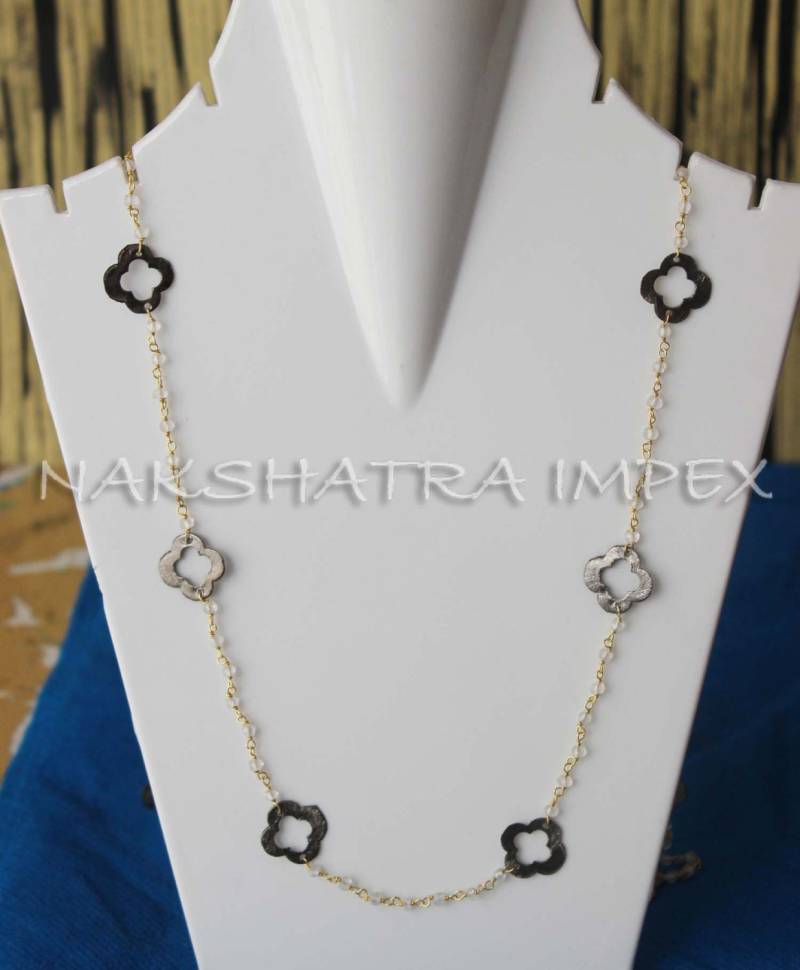 Crystal Quarz Rondelle Facette 925 Sterling Silber Perlen Kette Gold Vergoldet Halskette Mit Oxidiertem Messing Klee Rundum von NAKSHATRAIMPEX