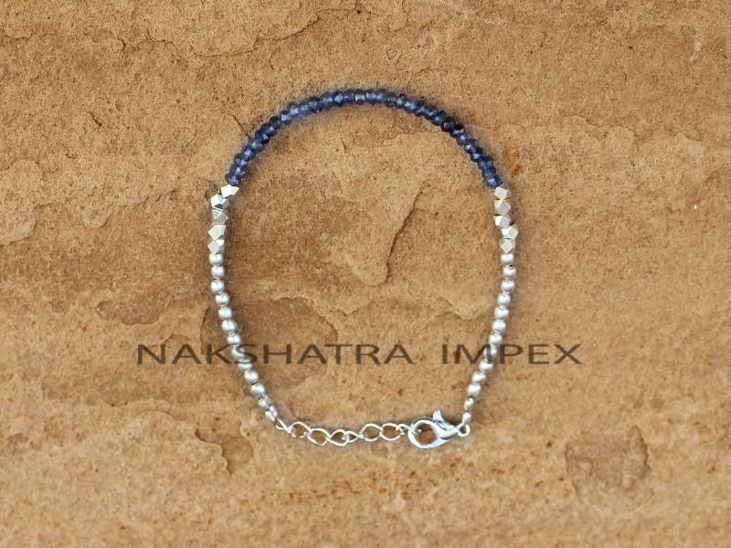 Echter Tansanit Armband, Zierlicher Schmuck, Dezember Geburtsstein, Stapelstein Blauer Edelstein Stretch Armband Geschenkidee von NAKSHATRAIMPEX