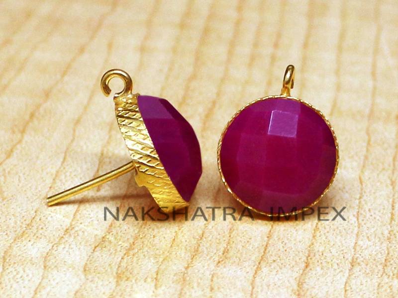 Hot Pink Calcy Rund Facettierte Ohrringe Mit Schleifen, Queens Chalcedon Strukturierte Finish Ohrstecker, Beste Qualität Non-Allergiker 925Silber von NAKSHATRAIMPEX