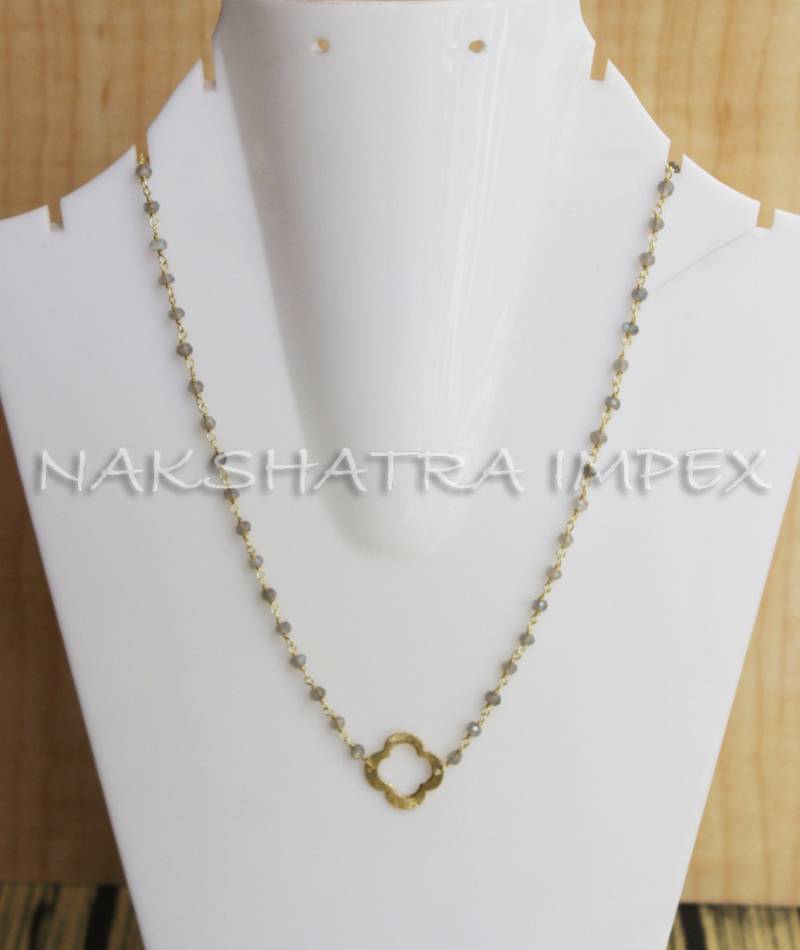 Labradorit 3-4 Mm Rondelle Facette 925 Sterlingsilber Perlen Kette Goldkette Mit Klein Gold Sterling Klee & 2-Zoll-Einsteller von NAKSHATRAIMPEX