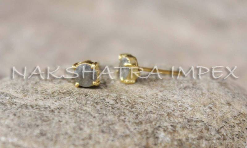 Labradorit 5mm Rund Facettiert Vermeil Klaue Ohrstecker von NAKSHATRAIMPEX